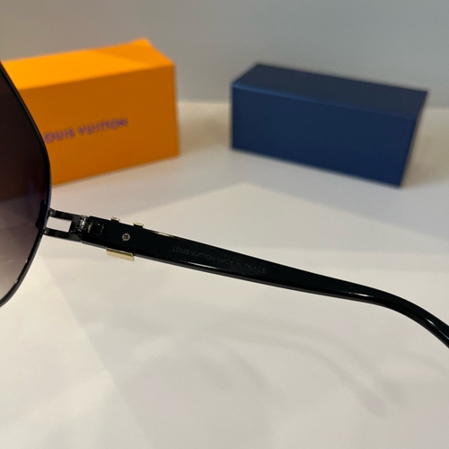 ルイヴィトンサングラス着用イメージ